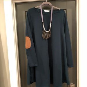 Swing dress bonus Plunder necklace